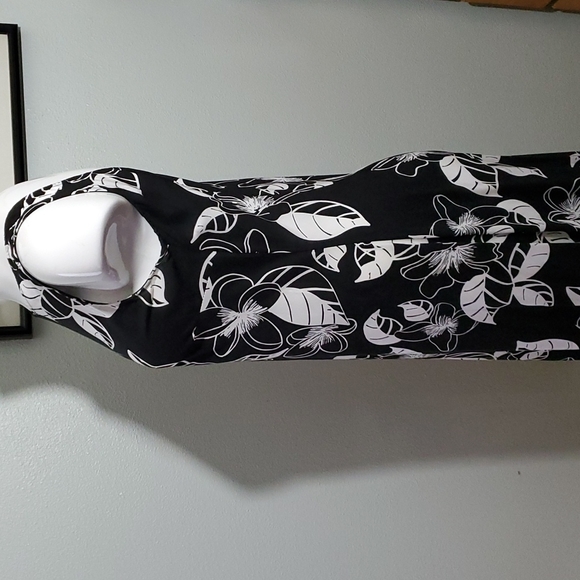 CLIO 2-piece outfit. Dress/Shirt Jacket. Black/White Floral. Sz. S. - Picture 8 of 11